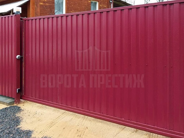 Откатные ворота NICE для загородного дома ОТ-287